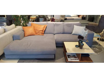 HIGH END 1½ seater sofa with chaise longue - Showroom Product