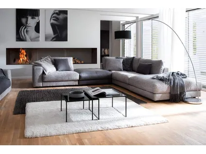 HIGH END 4 seater corner sofa with open end & in-between stool