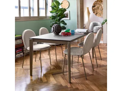 ARTIC extendible dining table