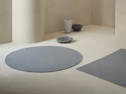 OKSA round rug