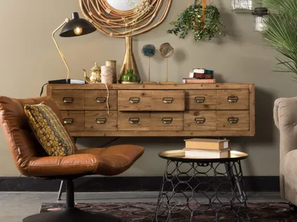 SIX sideboard