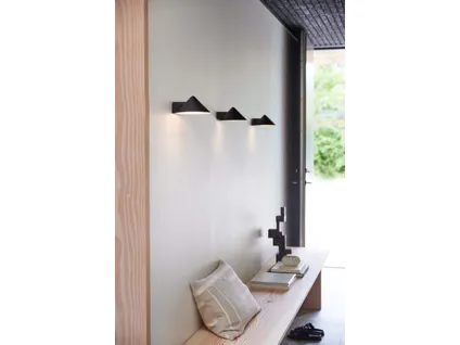 GRASP wall lamp