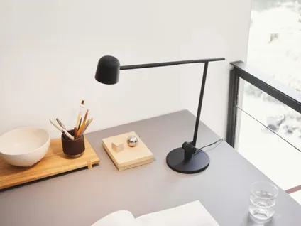 SATELLITE table lamp