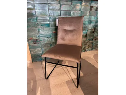 MAYA dining chair with metal legs - Showroom model