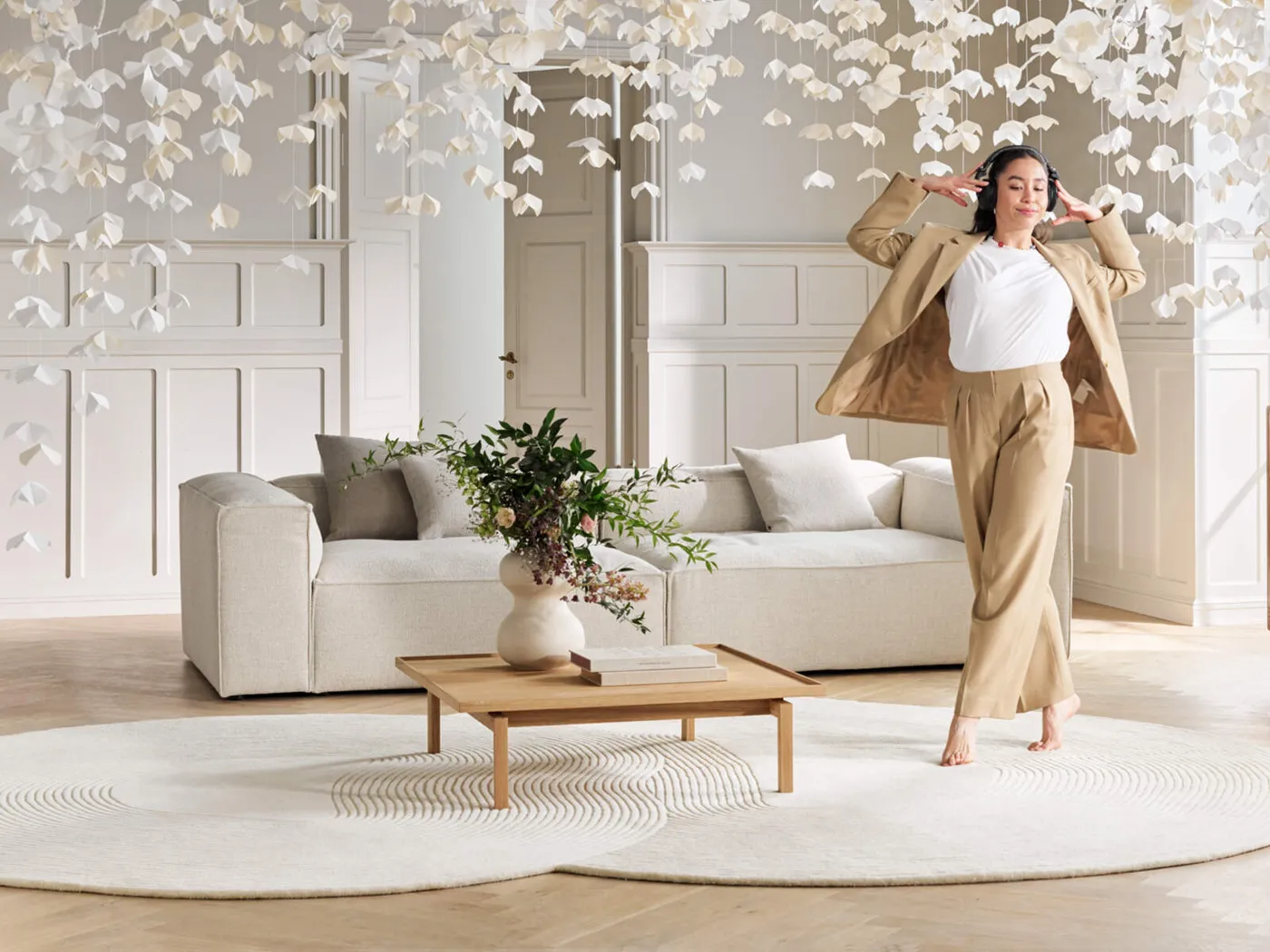 bolia-elton-coffee-table-96x96-cm-low-oiled-oak-elton-dohanyzoasztal-alacsony-olajozott-tolgy