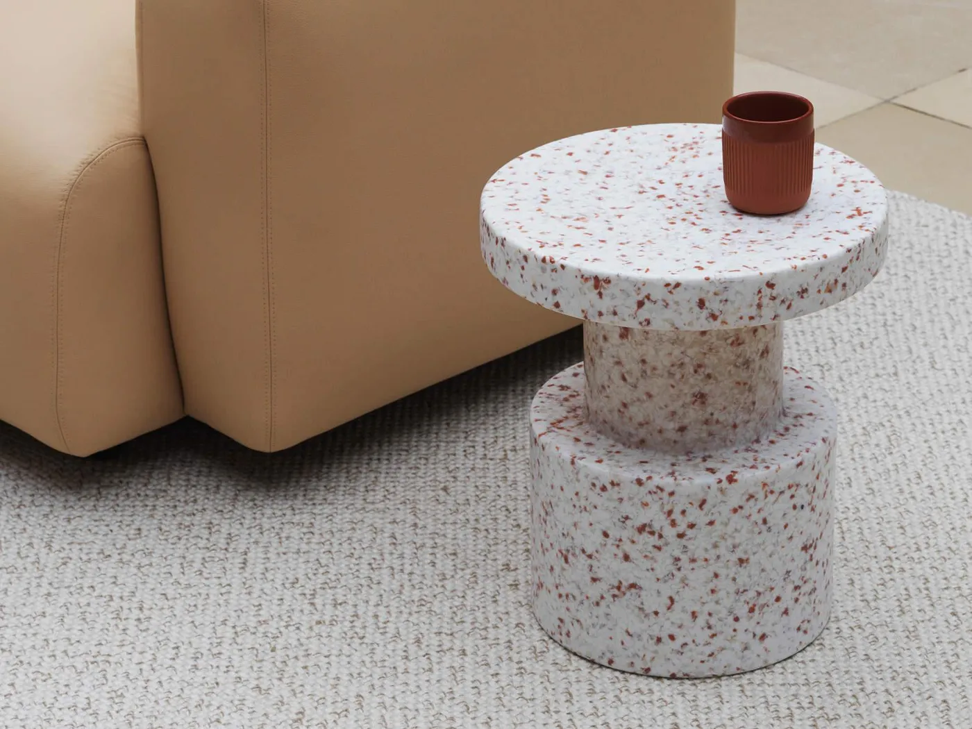 normann-copenhagen-bit-stool-603005-white-bit-lerakoasztal-feher-innoconceptdesign