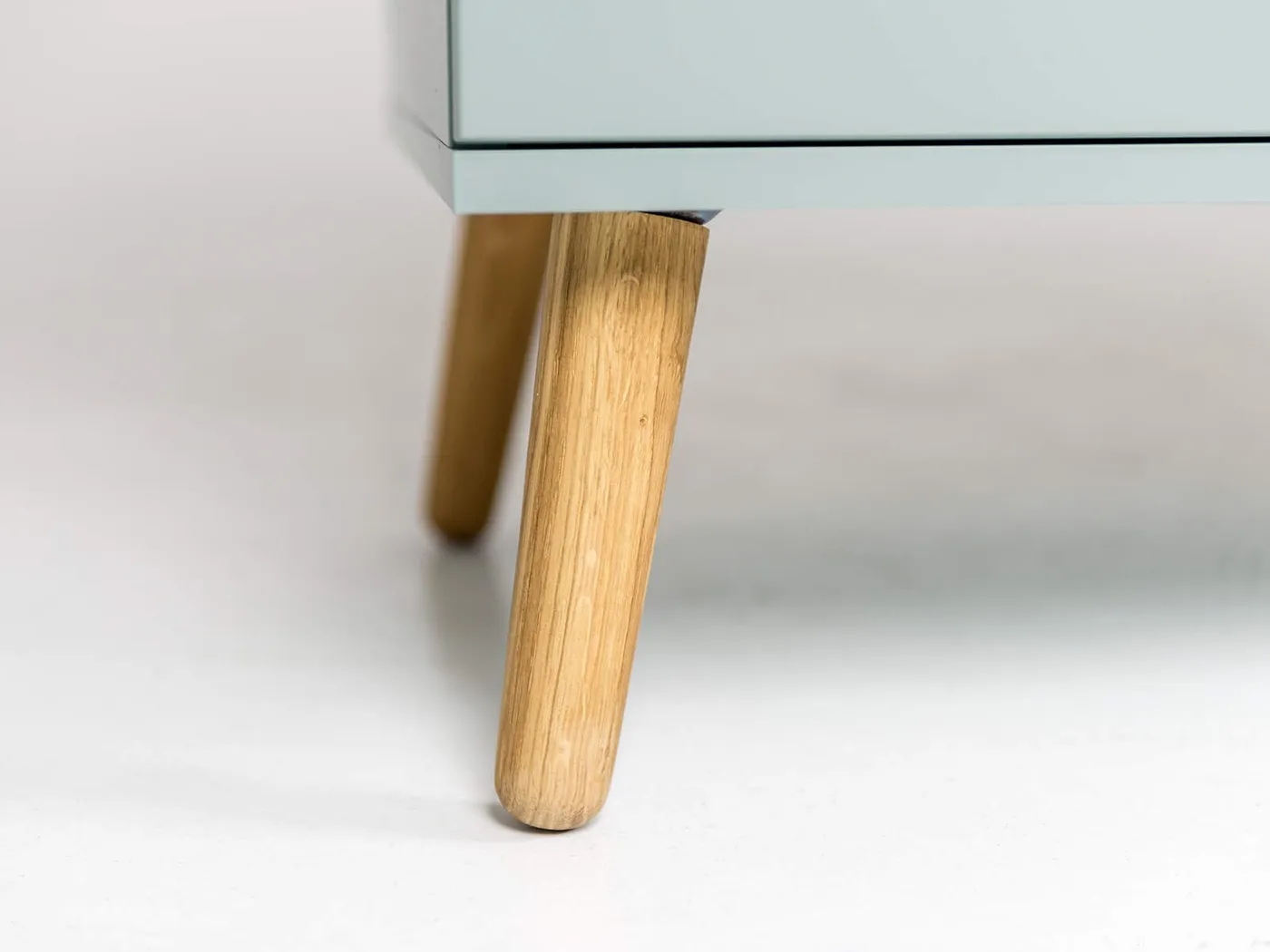 tenzo-dot-sideboard-sage-oak-interior-komod-zsalya-tolgy