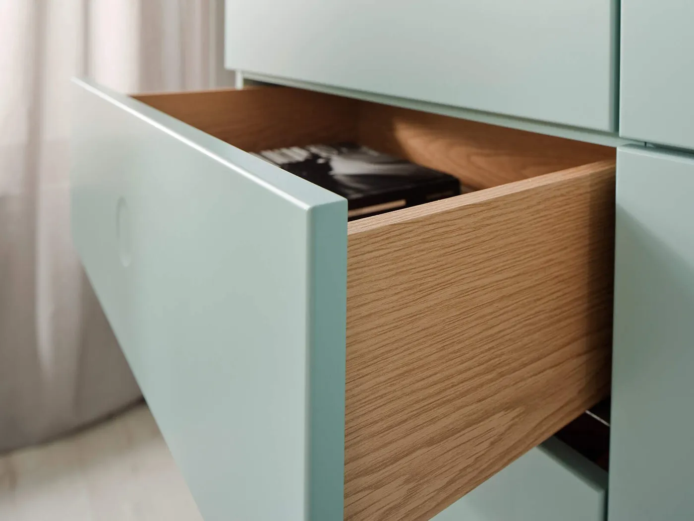 tenzo-dot-sideboard-sage-oak-interior-komod-zsalya-tolgy