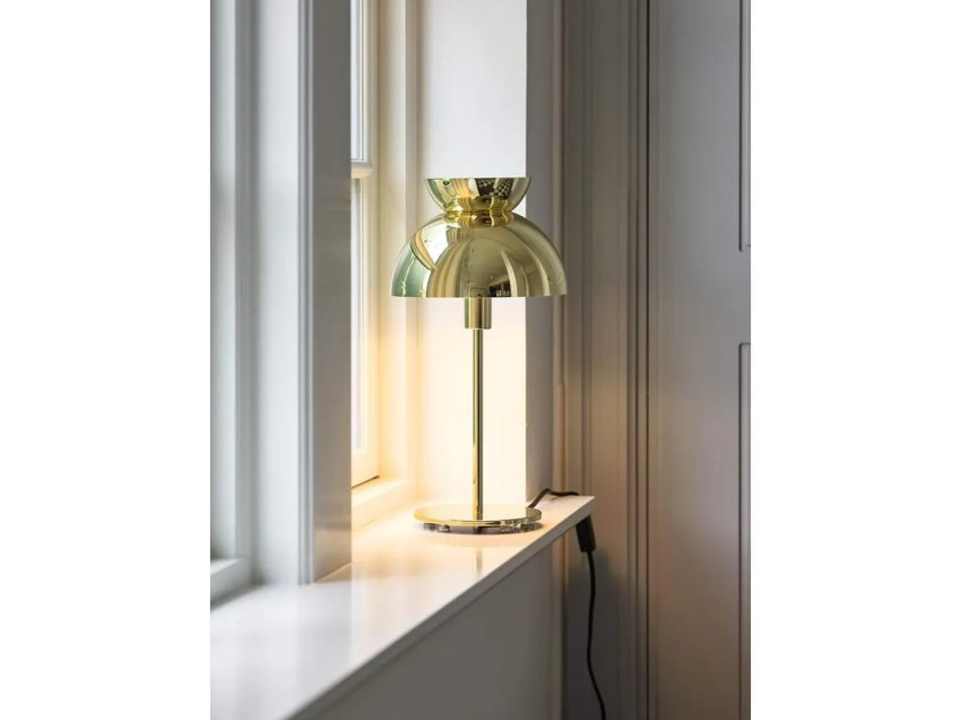 Butterfly table lamp brass// Butterfly asztali lámpa réz
