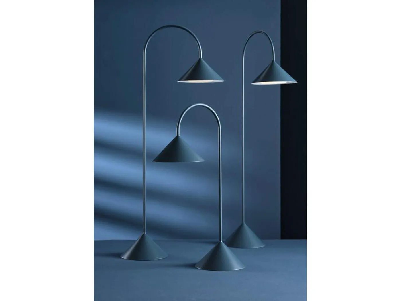 Grasp portable lamp 72 matt petroleum// Grasp hordozható lámpa matt petrol