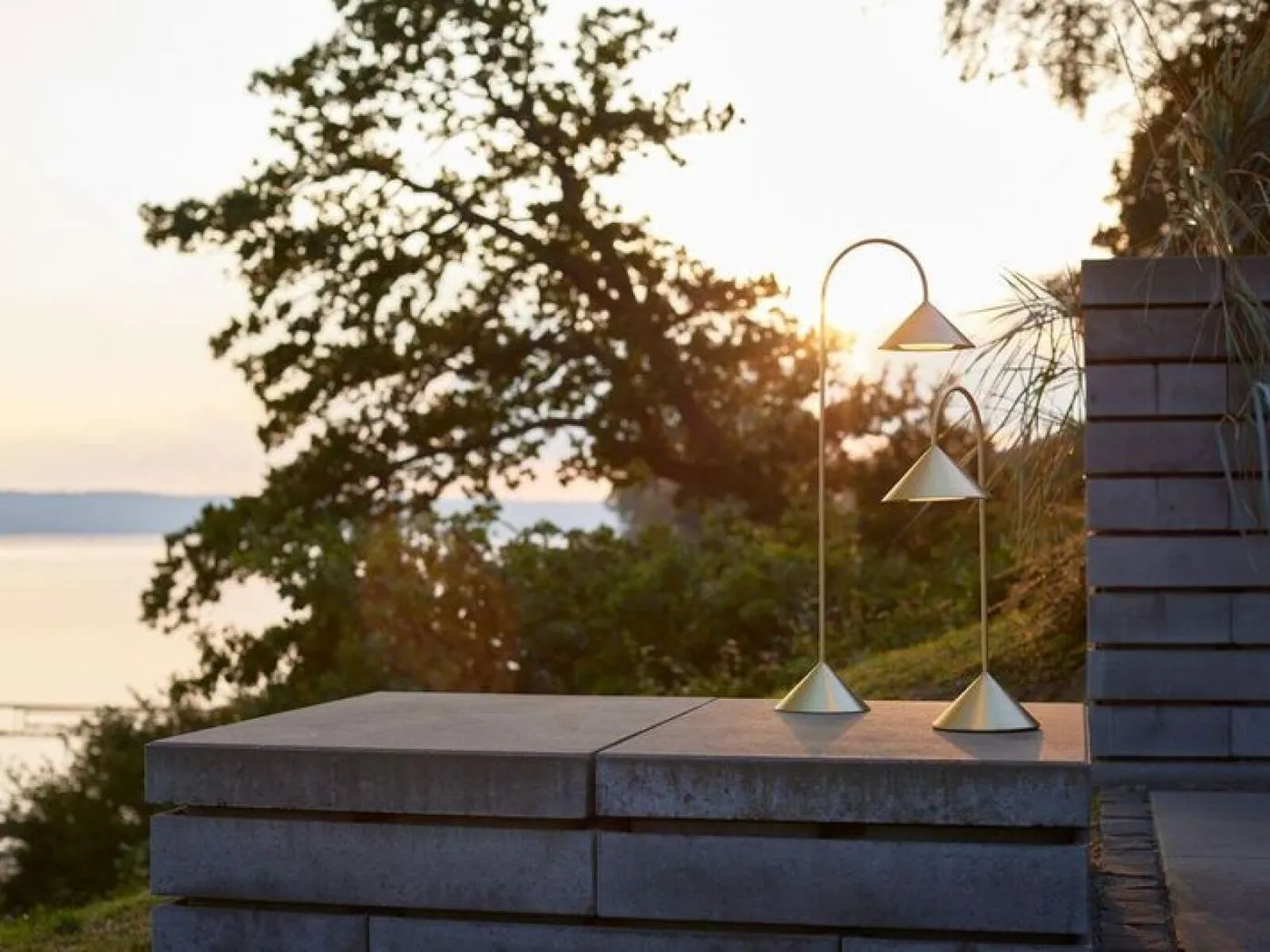 Grasp portable lamp 72 solid brass// Grasp hordozható lámpa réz