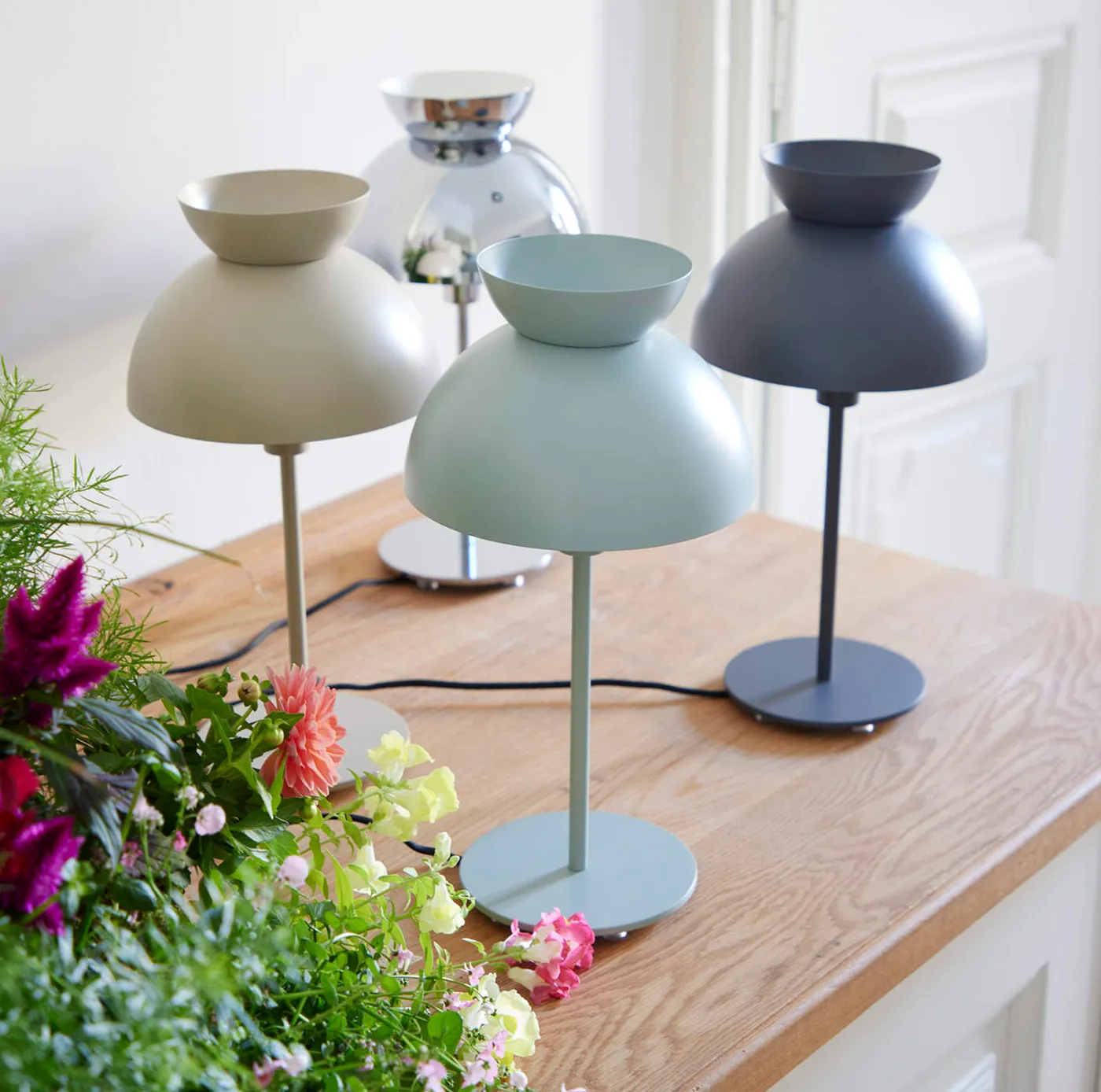 Frandsen Butterfly table lamp // Butterfly asztali lámpa