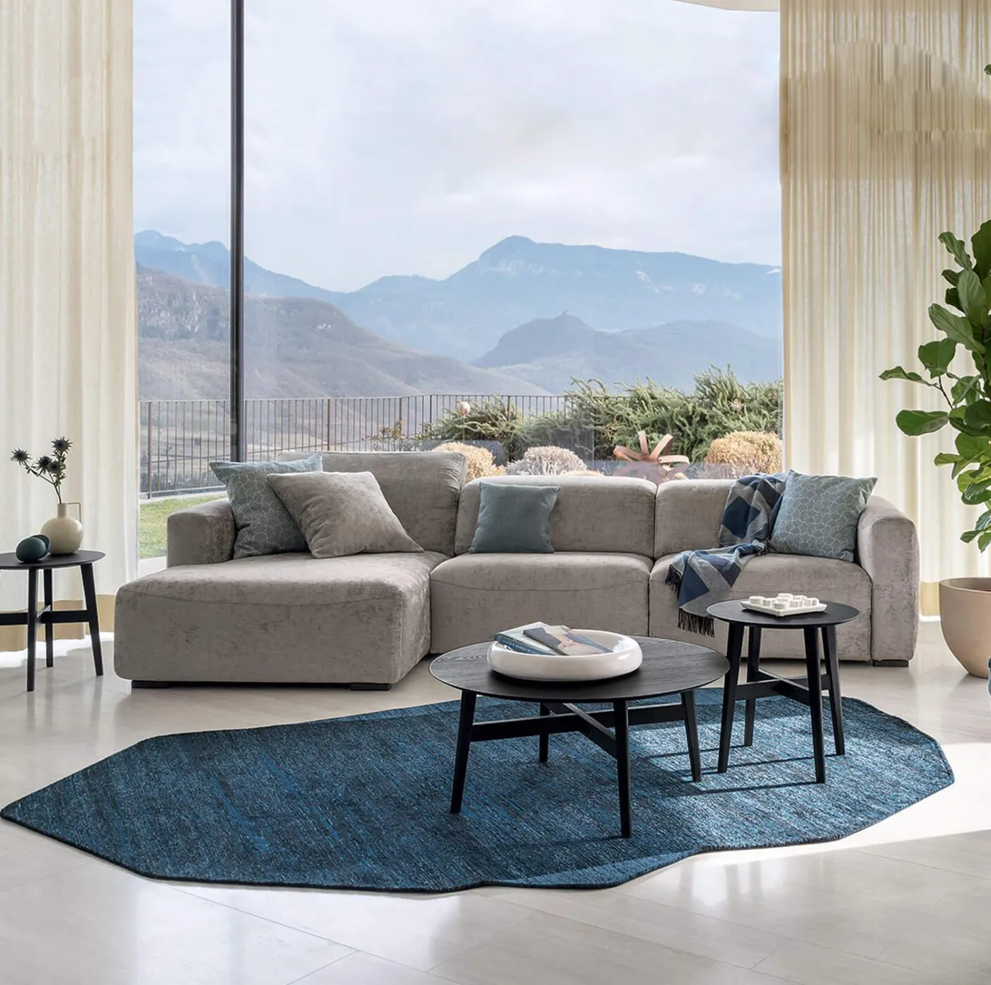 Calligaris Wave 3 seater modular sofa with chaise longue motorized // Wave 3 személyes moduláris kanapé pihenőrésszel motoros