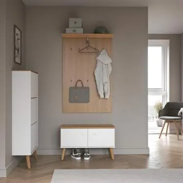 dot-clothes-hanger-dot-akaszto