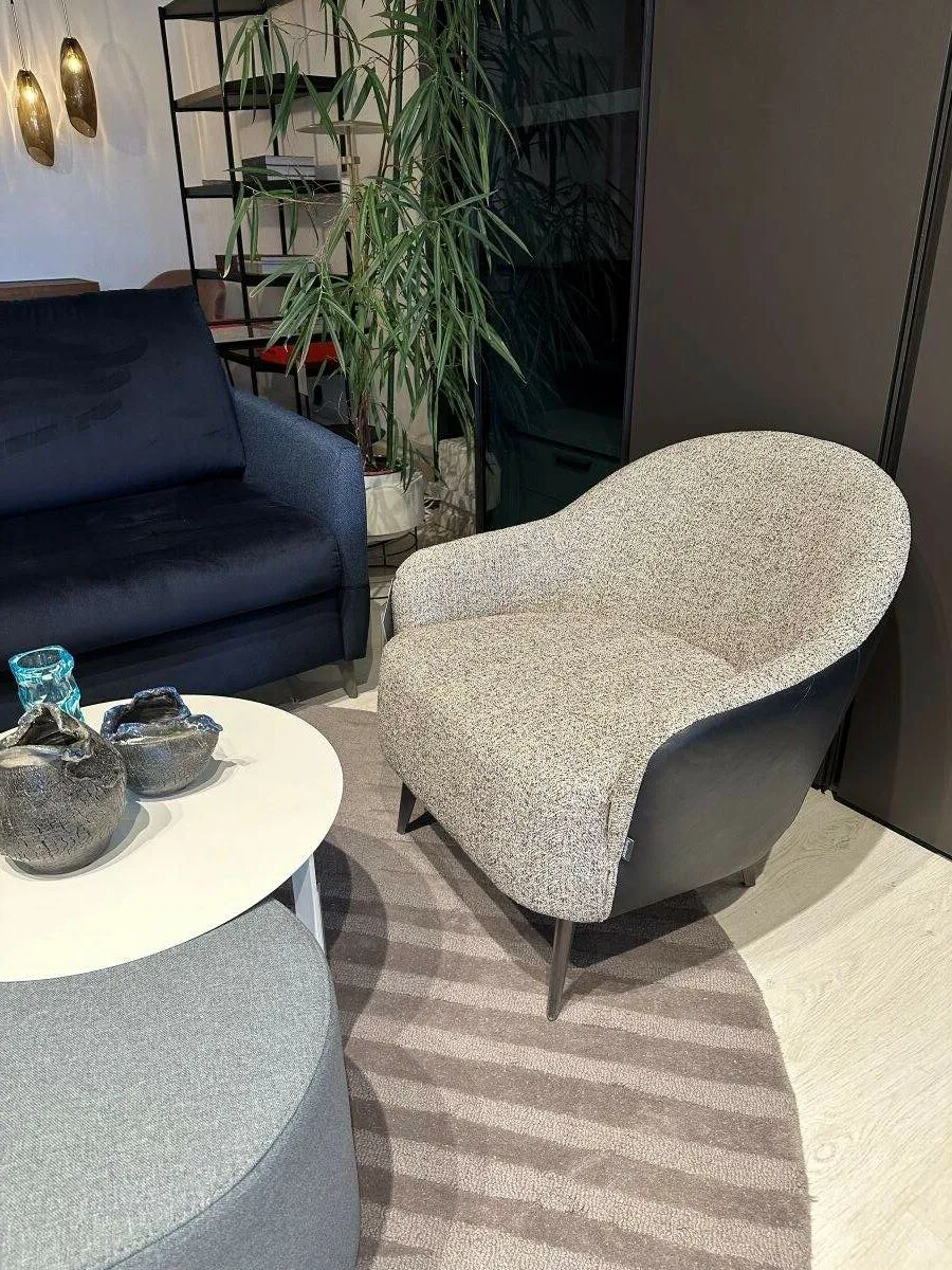 Furninova Paloma armchair Chanel fabric Showroom model // Furninova Paloma fotel Chanel szövettel Bemutatótermi modell