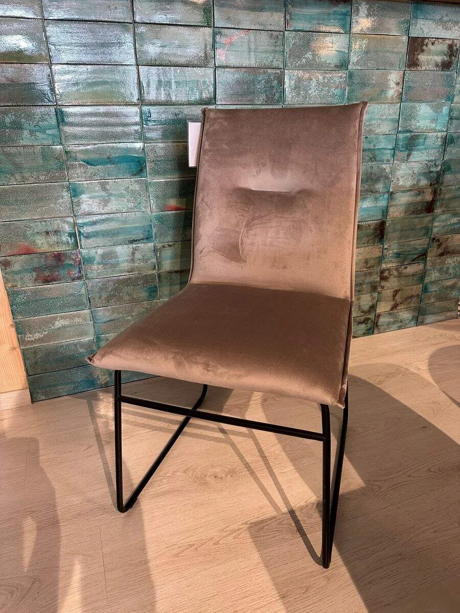 Connubia Maya dining chair Soft sand fabric // Connubia Maya étkezőszék Soft sand szövet