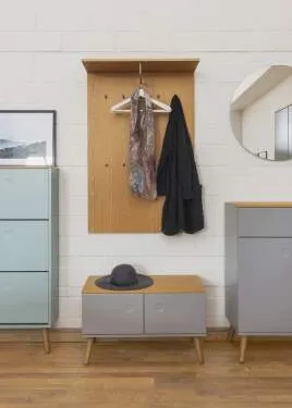 dot-clothes-hanger-dot-akaszto