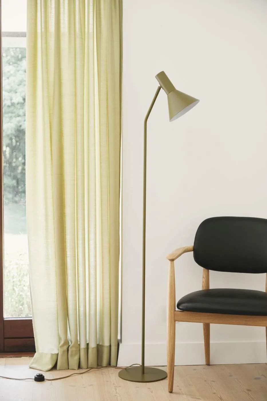 Frandsen Lyss floor lamp // Lyss állólámpa