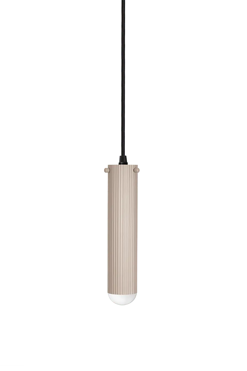 globen-lighting-hubble-22-pendant-lamp-mud-HUBBLE-22-fuggolampa-bezs