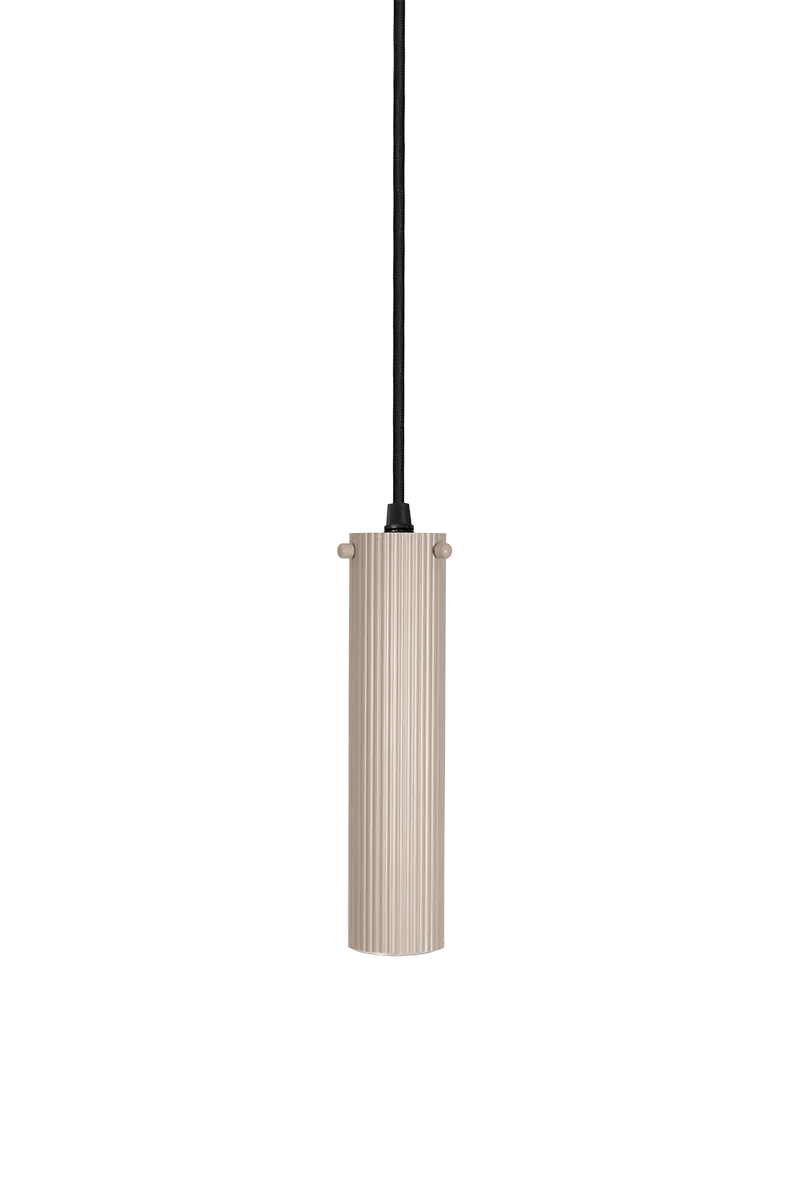globen-lighting-hubble-22-pendant-lamp-mud-HUBBLE-22-fuggolampa-bezs
