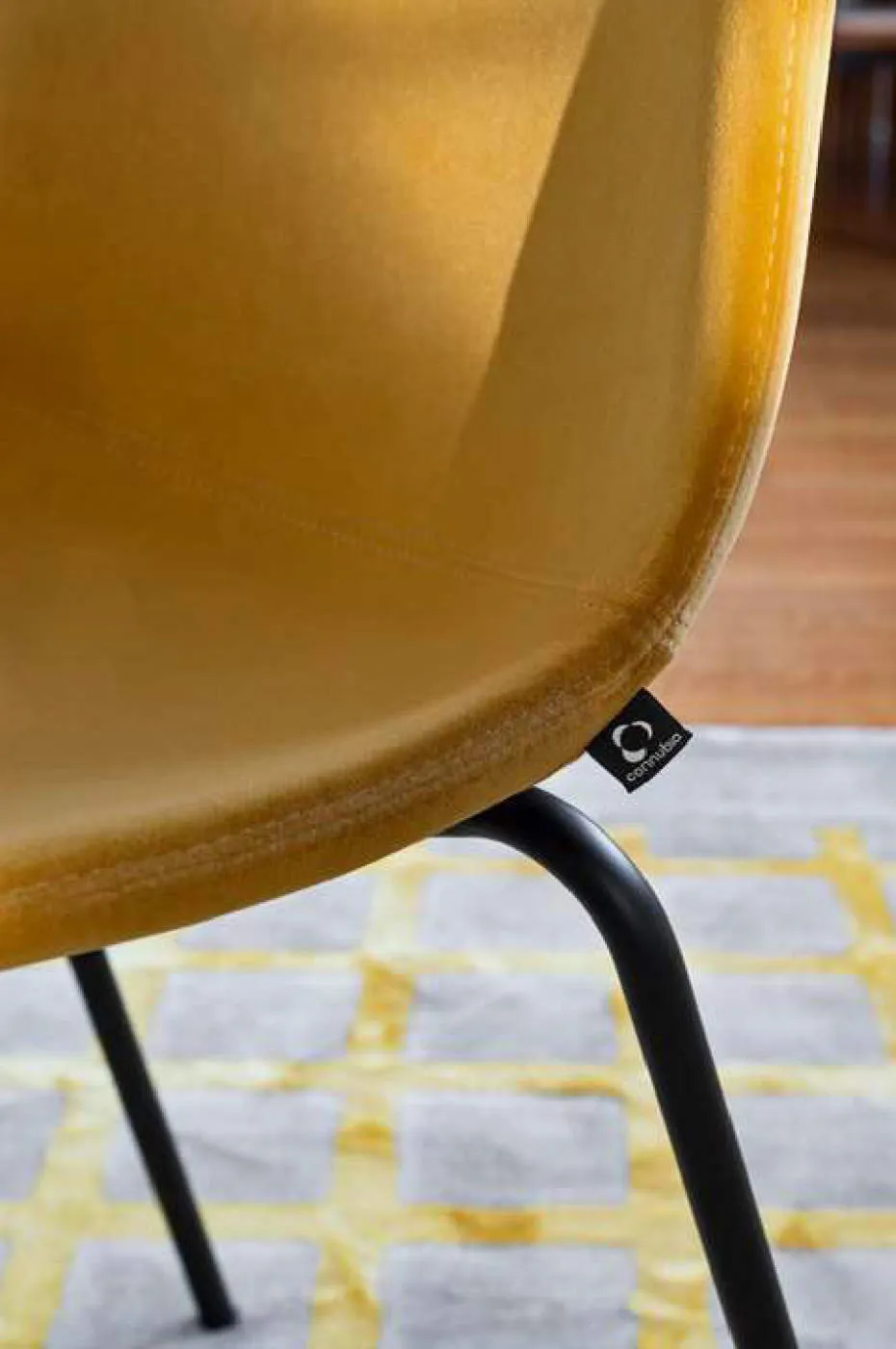 Connubia Academy upholstered dining chair // Academy kárpitozott étkezőszék