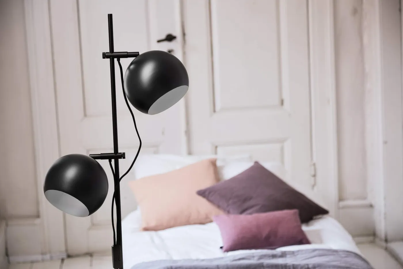 Frandsen Ball Double floor lamp // Ball Double állólámpa