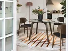 Pod dining table// Pod dining table
